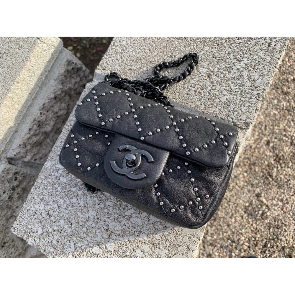 🔥SALE🔥Chanel mini rectangle classic flap studded Dallas black bag - Picture 3 of 16